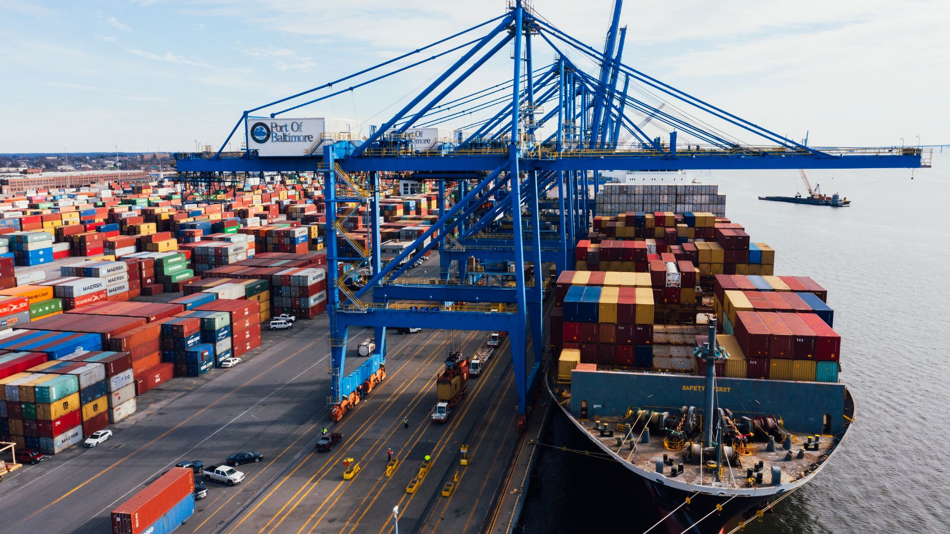 importancia do conteinar para a logistica mundial entenda prompt brazil logistics